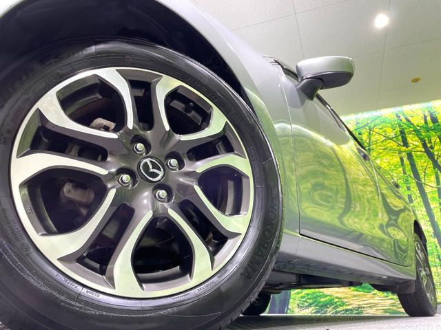 �y����16�C���`�A���~�z�C�[���z�O�ςɃ}�b�`���������A���~�z�C�[���𑕒����Ă���܂��B�e��ЊO�A���~�z�C�[����A�X�^�b�h���X�^�C�����戵�����Ă���܂��B���񂲑��k����������