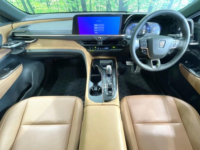 クラウンスポーツ2.5 Z E-Four 4WD