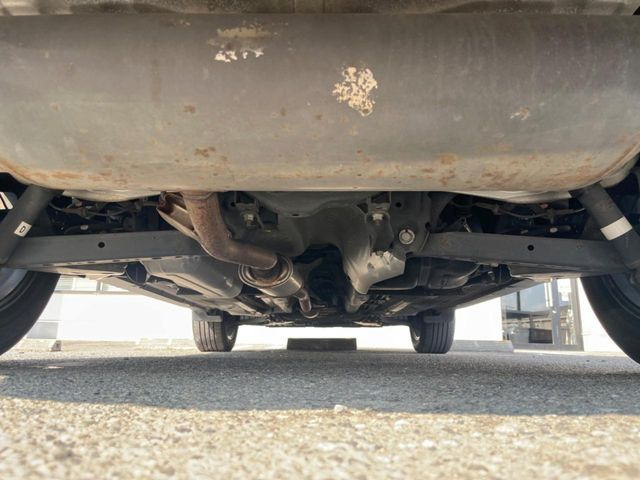 下回りがきれいなうちに、防錆加工の施工がオススメ。降雪地域はもちろん、沿岸部にお住いの方や、趣味でマリン・ウィンタースポーツをされる方にご好評いただいております。