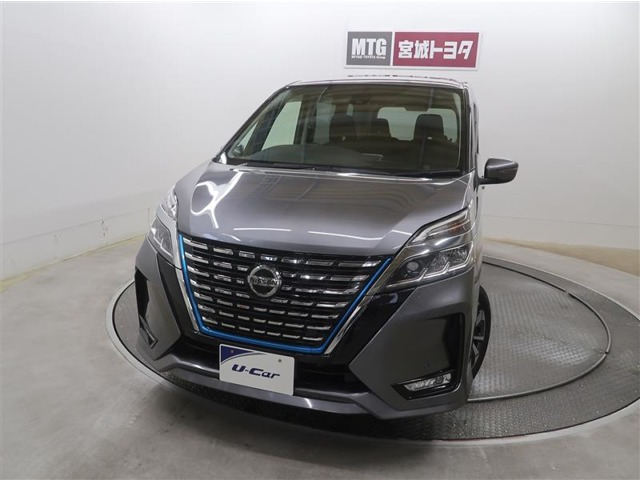 セレナ1.2 e-POWER ハイウェイスターV