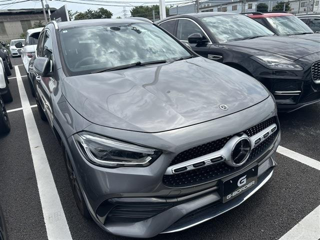 GLAクラスGLA200d 4マチック AMGライン 4WD