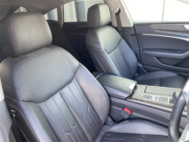 A7スポーツバック40 TDI クワトロ ディーゼル 4WD