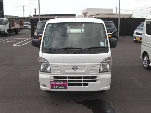 クリッパートラックDX セーフティパッケージ 4WD