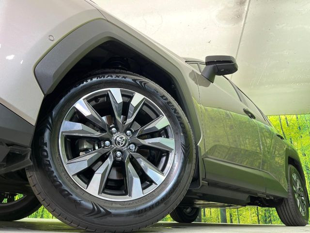 �y�����A���~�z�C�[���z�O�ςɃ}�b�`���������A���~�z�C�[���𑕒����Ă���܂��B�e��ЊO�A���~�z�C�[����A�X�^�b�h���X�^�C�����戵�����Ă���܂��B���񂲑��k����������