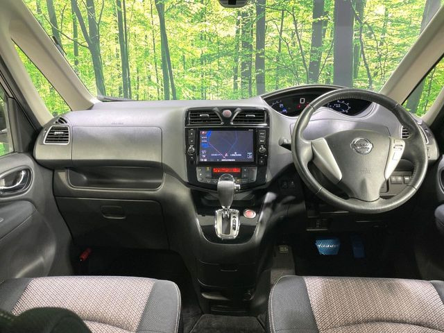 セレナ2.0 ハイウェイスター Vセレクション+Safety S-HYBRID