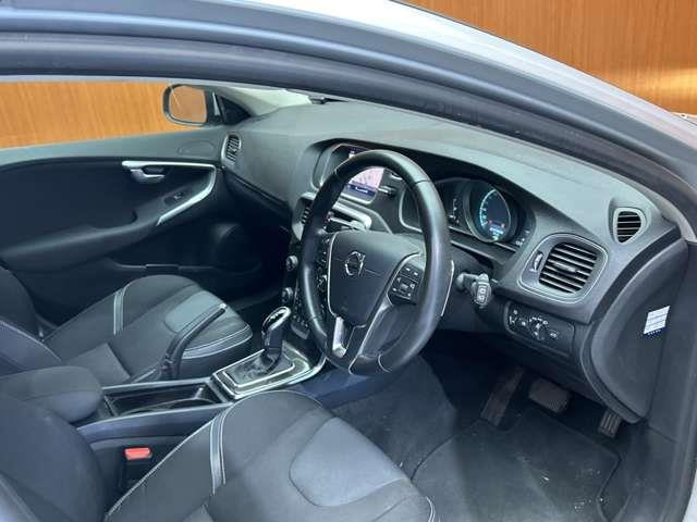 V40D4 モメンタム ディーゼル