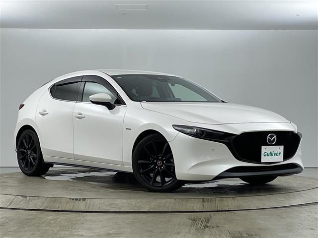 MAZDA3ファストバック1.5 15S 100周年特別記念車