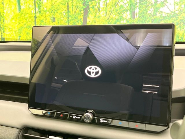 �y12.9�C���` �f�B�X�v���C�I�[�f�B�I�z���ʂ̃f�B�X�v���C��AppleCarPlay��AndroidAuto�����p�\�B�傫�ȉ�ʂŃX�}�z�i�r�A�v���������p���������܂���