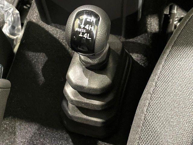 4WD�̂��Ԃł��̂ŁA�ᓹ�ł����S�ł���~��n�n��ɂ��Z�܂��̕��ȊO�ɂ��A�E�B���^�[�X�|�[�c����̕���~��n��֋A�Ȃ����@�������ɂ���������!