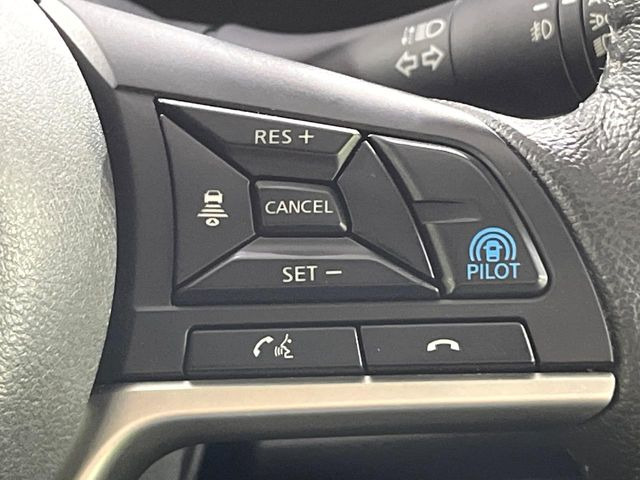 セレナ1.2 e-POWER ハイウェイスターV