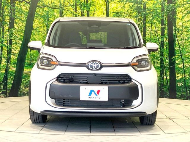 弊社では、全車『修復歴なし』のお車のみ取り扱っております。専任バイヤーによる厳選した仕入れの後、入庫後の車両チェックを行い、ネクステージが認定した高品質な中古車をご提供しております。