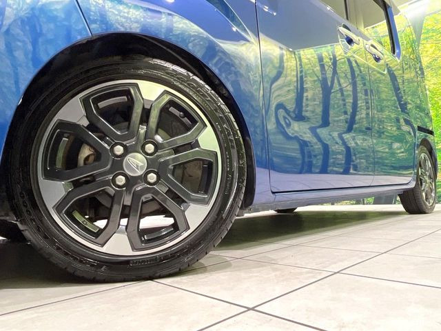 �y15�C���`�A���~�z�C�[���z�O�ςɃ}�b�`�����A���~�z�C�[���𑕒����Ă���܂��B�e��A���~�z�C�[����A�X�^�b�h���X�^�C�����戵�����Ă���܂��B���񂲑��k����������