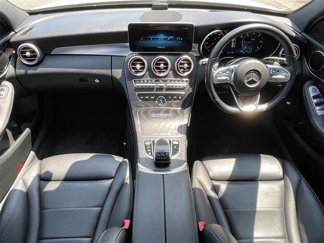 CクラスワゴンC220d ローレウスエディション