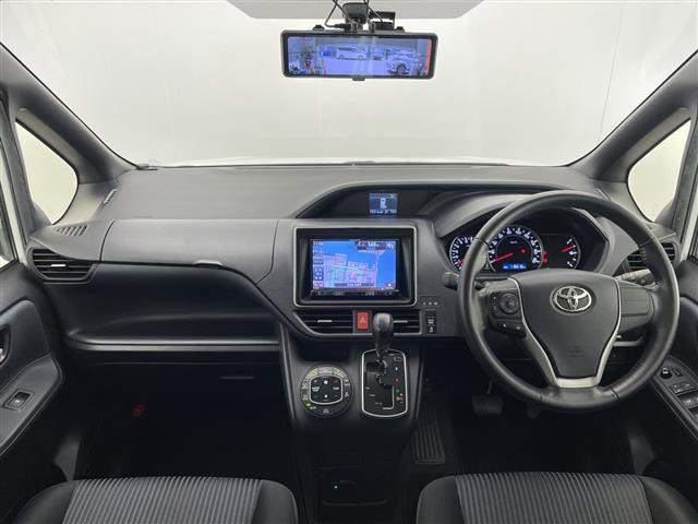 ヴォクシー2.0 ZS
