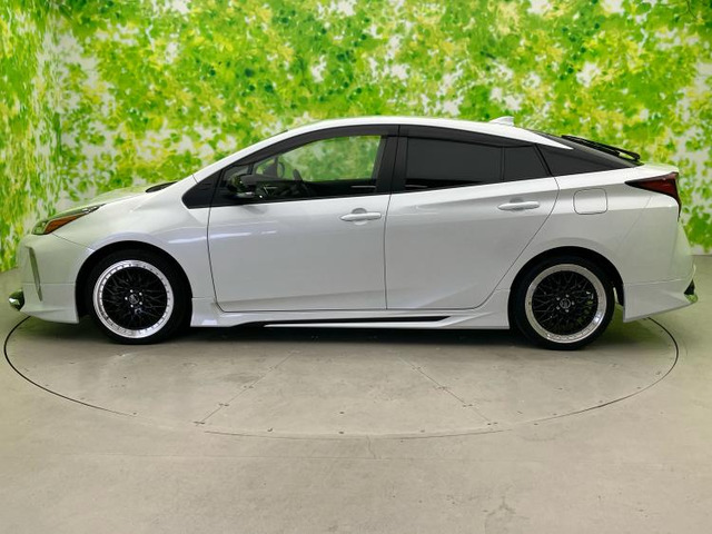 プリウス1.8 S セーフティ プラスII