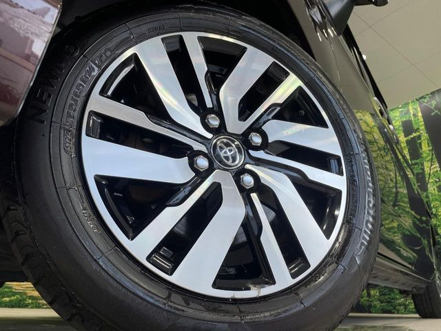 �y����14�C���`�A���~�z�C�[���z�����I�v�V�����z�C�[���𑕒��B���s���\�̌���ɉ����A�O�ς����X�^�C���b�V���ɂȂ��Ă��܂��B