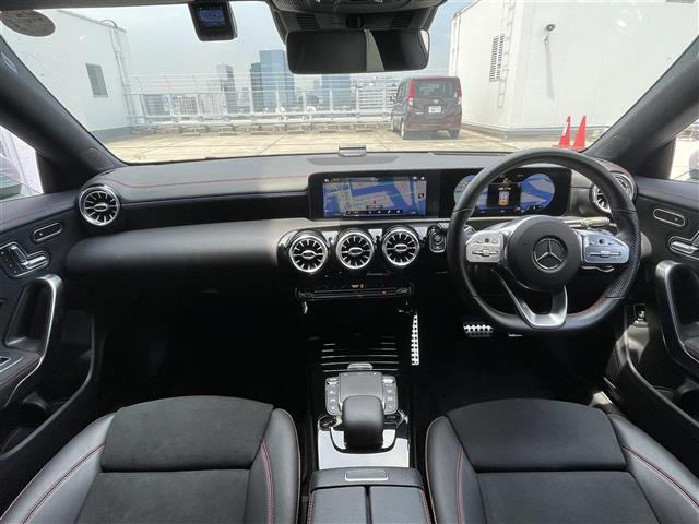 CLAクラスCLA200d AMGライン