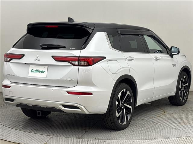 アウトランダーPHEV 2.4 P 4WD