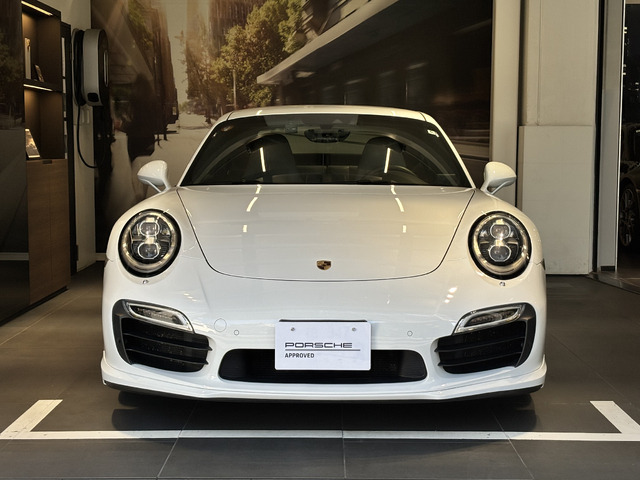 911ターボS PDK 4WD