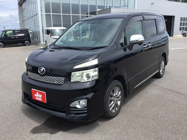 ヴォクシー2.0 ZS 煌II 4WD