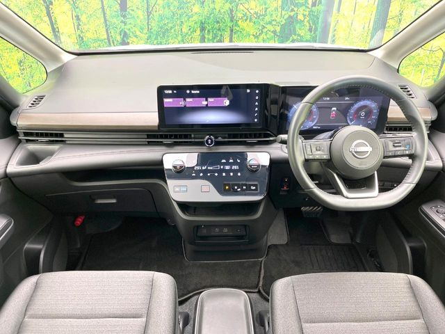 セレナ1.4 e-POWER ハイウェイスターV