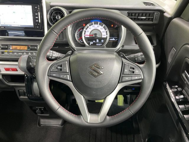 �y�N���[�Y�R���g���[���z�������H�����N���N���s�B�A�N�Z���𗣂��Ă���葬�x�ő��s���ł��A�������^�]���̕��S���y��!�����E�������ȒP�ȃX�C�b�`����Œ����ł��܂��B