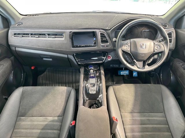 ヴェゼル1.5 ハイブリッド RS ホンダセンシング