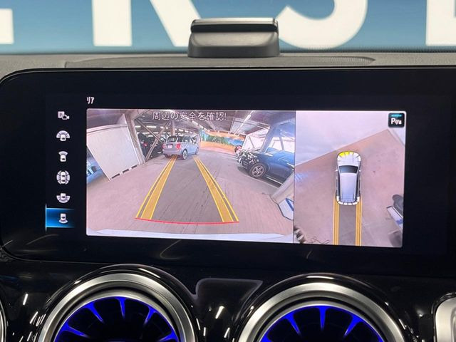 ���p�m���~�b�N�r���[���j�^�[:��p�̃J�����ɂ��A�ォ�猩���낵���悤�Ȏ��_��360�x�N���}�̎��͂��m�F���邱�Ƃ��ł��܂������p�������m�F���₷���A�����ꏊ�ł̐؂�Ԃ��⒓�Ԃ��X���[�Y�ɍs���܂��B