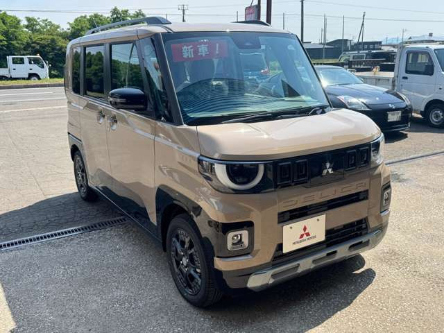 デリカミニT プレミアム デリマル パッケージ 4WD