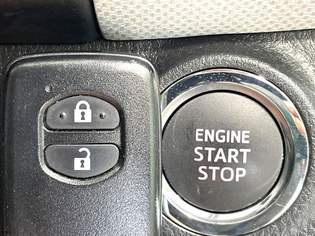 ヴィッツ1.0 F スマートスタイル