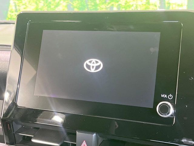 【8インチ ディスプレイオーディオ】大画面のディスプレイはAppleCarPlayやAndroidAutoが利用可能。大きな画面でスマホナビアプリ等が利用いただけます♪