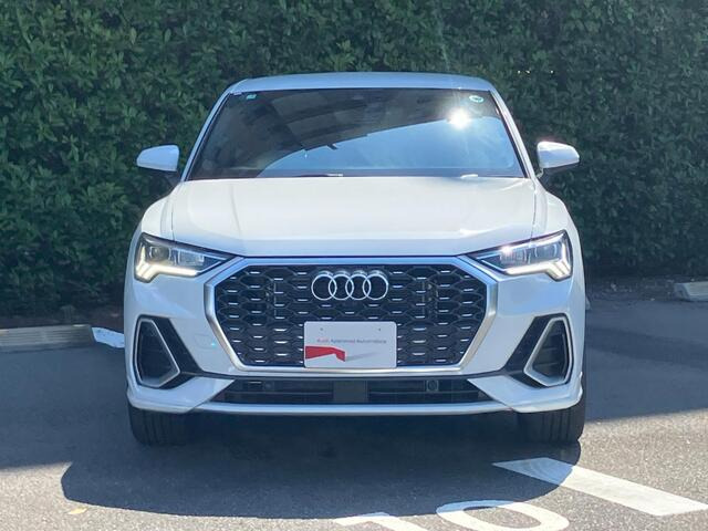 Q3