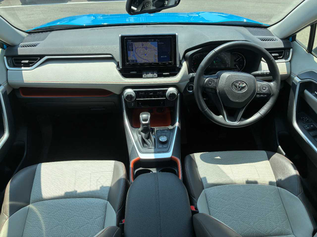 RAV4