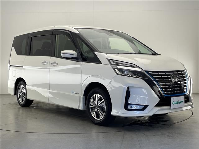 セレナ1.2 e-POWER ハイウェイスターV