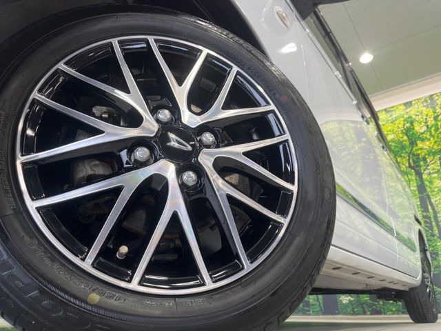 �y14�C���`�A���~�z�C�[���z�O�ςɃ}�b�`�����A���~�z�C�[���𑕒����Ă���܂��B�e��A���~�z�C�[����A�X�^�b�h���X�^�C�����戵�����Ă���܂��B���񂲑��k����������