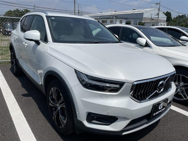 XC40B4 AWD インスクリプション 4WD