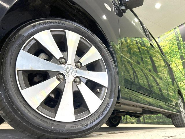 �y����14�C���`�A���~�z�C�[���z�O�ςɃ}�b�`���������A���~�z�C�[���𑕒����Ă���܂��B�e��ЊO�A���~�z�C�[����A�X�^�b�h���X�^�C�����戵�����Ă���܂��B���񂲑��k����������