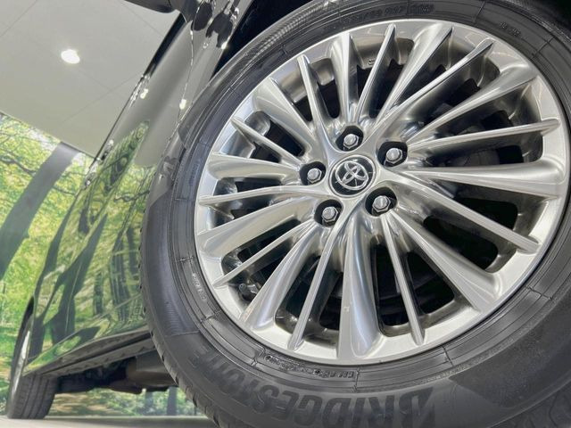�y����17�C���`�A���~�z�C�[���z�O�ςɃ}�b�`���������A���~�z�C�[���𑕒����Ă���܂��B�e��ЊO�A���~�z�C�[����A�X�^�b�h���X�^�C�����戵�����Ă���܂��B���񂲑��k����������