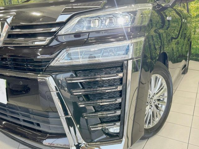 �y�O��LED�w�b�h���C�g�z�X�^�C���b�V���Ȍ����ڂ̎O��LED�w�b�h���C�g�𑕔���X�^�C�������łȂ��A��Ԃ̑��s�����E�ǍD�ň��S���Ă���肢�������܂��B
