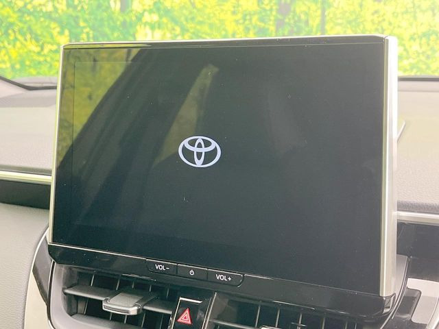 �y10.5�C���` �f�B�X�v���C�I�[�f�B�I�z���ʂ̃f�B�X�v���C��AppleCarPlay��AndroidAuto�����p�\�B�傫�ȉ�ʂŃX�}�z�i�r�A�v���������p���������܂���
