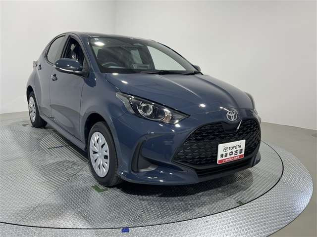 ヤリス1.5 ハイブリッド X E-Four 4WD