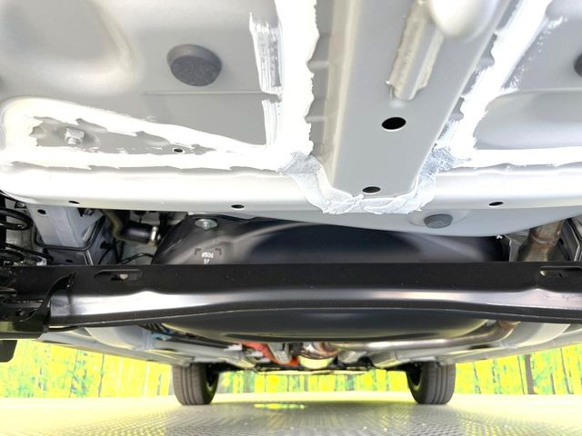 下回りがきれいなうちに、防錆加工の施工がオススメ。降雪地域はもちろん、沿岸部にお住いの方や、趣味でマリン・ウィンタースポーツをされる方にご好評いただいております。