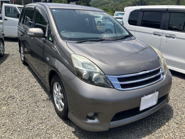 アイシス1.8 プラタナ