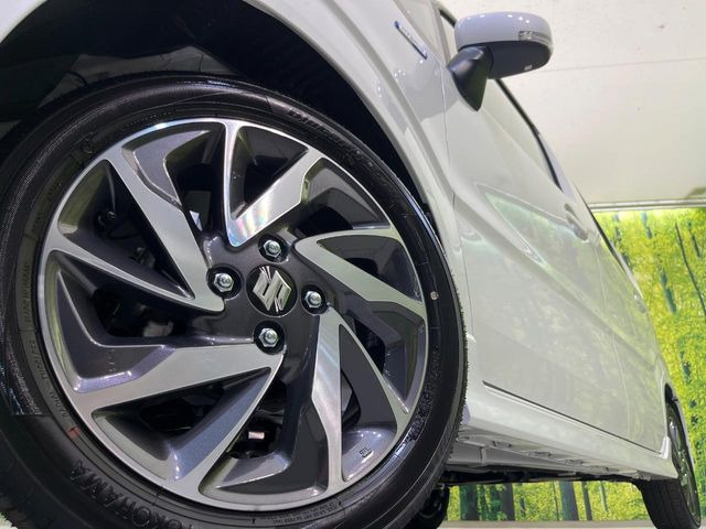 �y����15�C���`�A���~�z�C�[���z�O�ςɃ}�b�`���������A���~�z�C�[���𑕒����Ă���܂��B�e��ЊO�A���~�z�C�[����A�X�^�b�h���X�^�C�����戵�����Ă���܂��B���񂲑��k����������