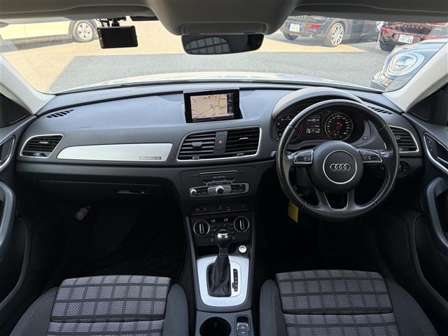 Q32.0 TFSI クワトロ 180PS 4WD