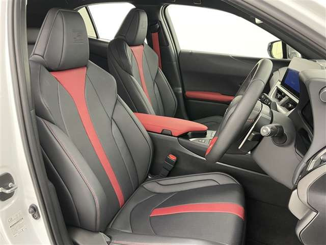 UX250h Fスポーツ エモーショナル エクスプローラー