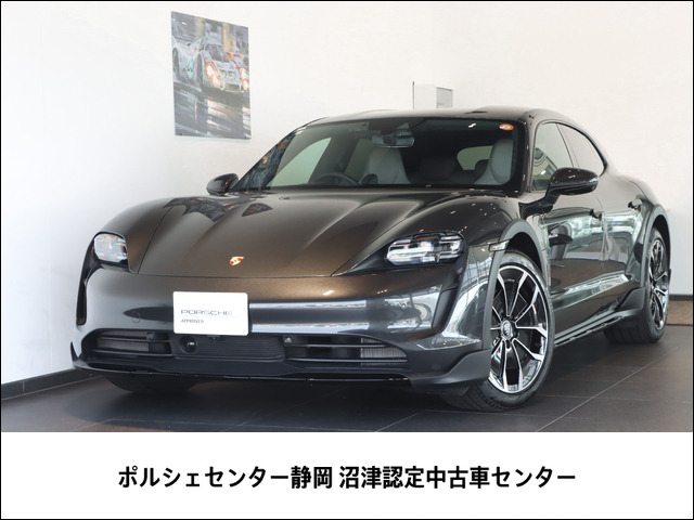 タイカンクロスツーリスモ4 4+1シート 4WD