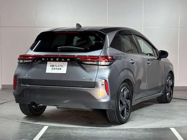 ノートオーラ1.2 G FOUR レザーエディション 4WD