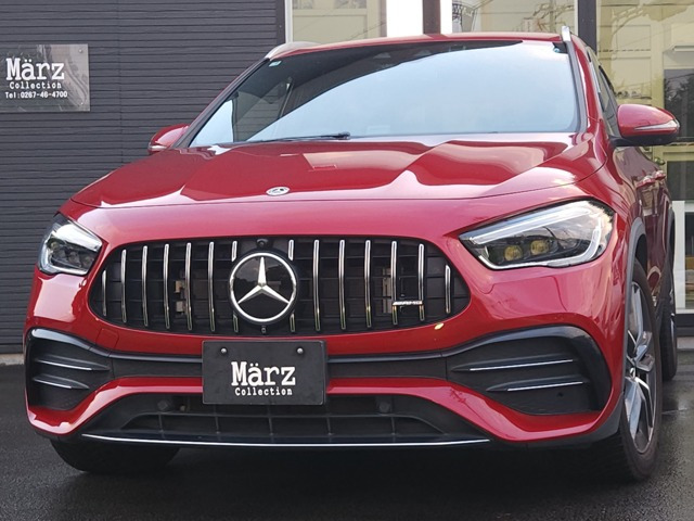 GLAクラスAMG GLA35 4マチック 4WD