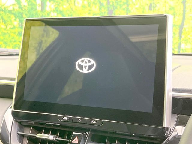 �y10.5�C���` �f�B�X�v���C�I�[�f�B�I�z���ʂ̃f�B�X�v���C��AppleCarPlay��AndroidAuto�����p�\�B�傫�ȉ�ʂŃX�}�z�i�r�A�v���������p���������܂���
